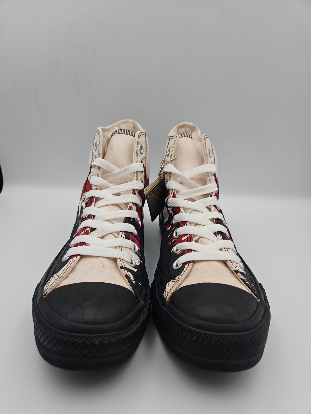 Converse High Top Sneakers White Black Red Star Graphic - Picture 2 of 9